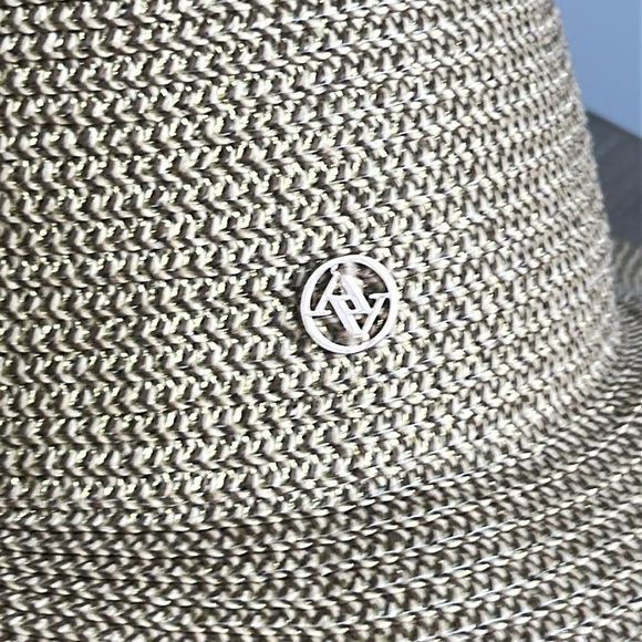 Adrienne Vittadini Straw 5” Wide Brim Floppy Hat Tan Gold - Picture 8 of 10